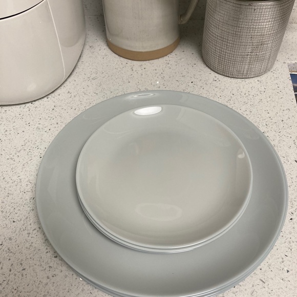 ❌SOLD❌ Glass Salad & Dinner Plate Sets 🍽 - Picture 2 of 4